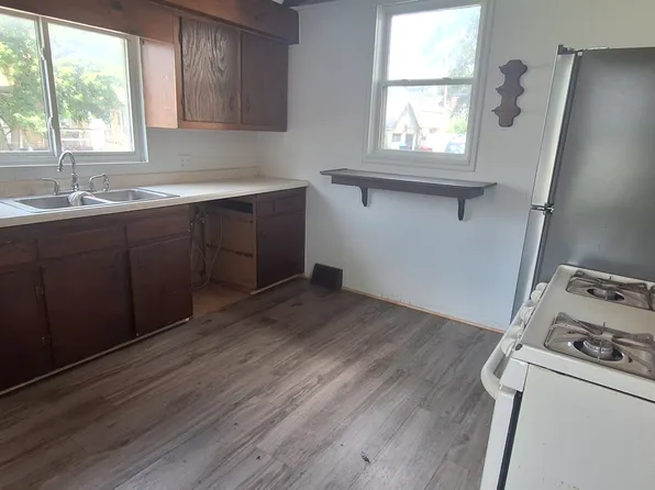 132 3rd Ave, Butler, PA 16001
