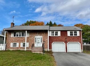 3 Flintlock Ln, Dedham, MA 02026