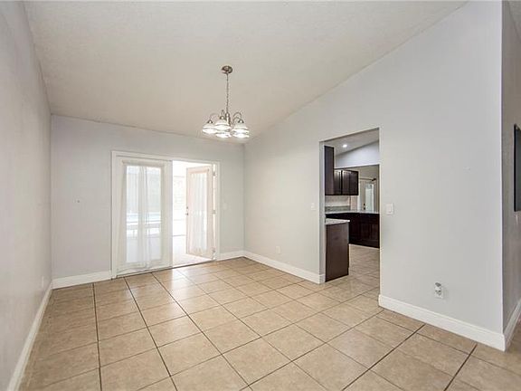4th image of 2685 Orchid Ln