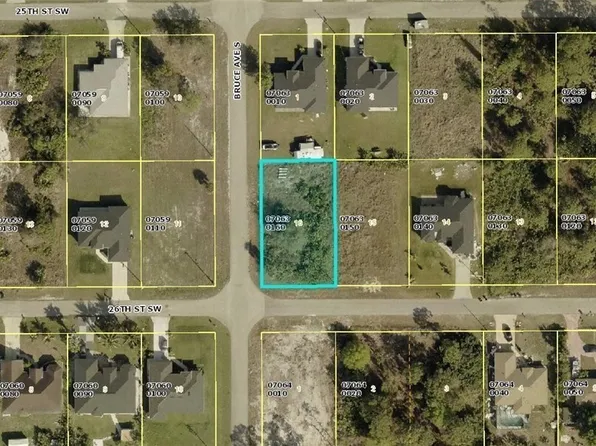 3914 26th St SW, Lehigh Acres, FL 33976