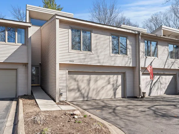 8405 137th Ct, Apple Valley, MN 55124