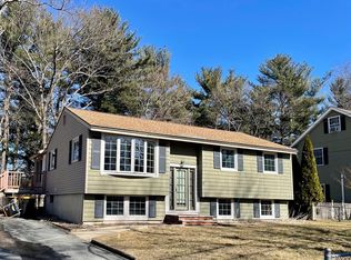 60 Newport Dr, Westford, MA 01886