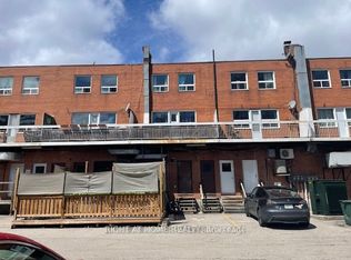 1852 Lakeshore Rd W #2, Mississauga, ON L5J 1J7