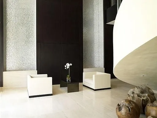900 Biscayne Blvd — Photo 2