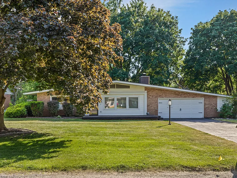 4047 Ledgestone Dr — Photo 20