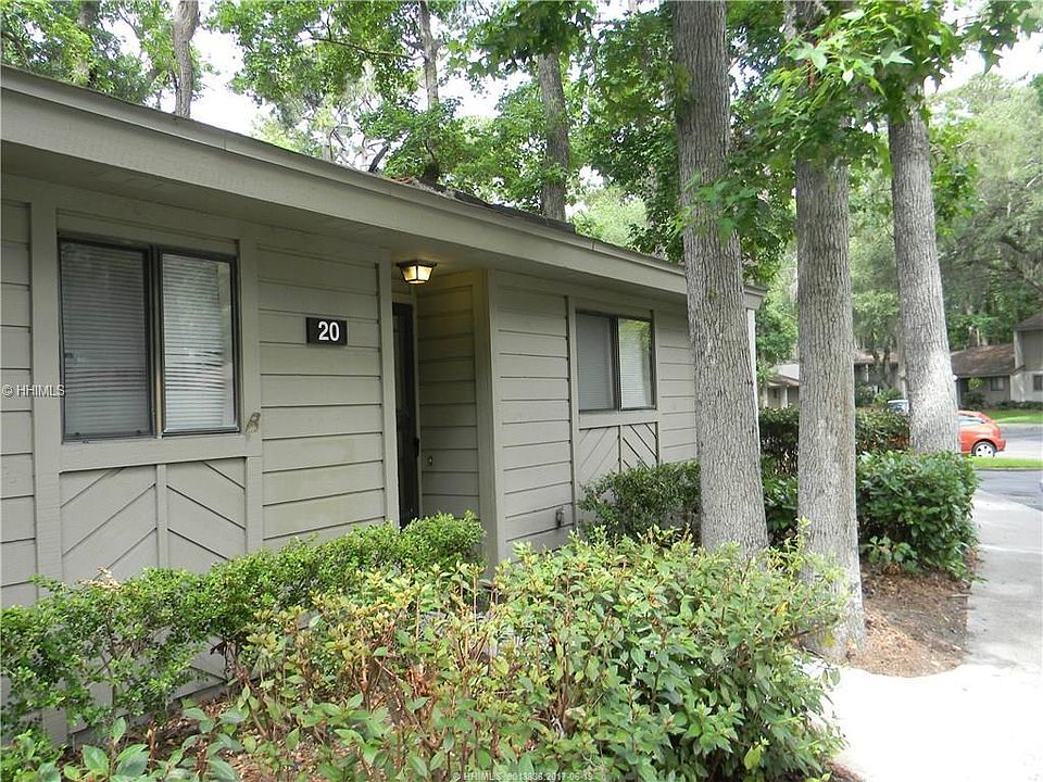 1st image of 96 Mathews Dr APT 20