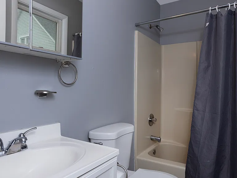 426 Market St #C — Photo 12