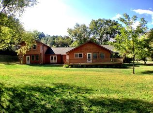 76 Moffitt Cove Rd, Franklin, NC 28734