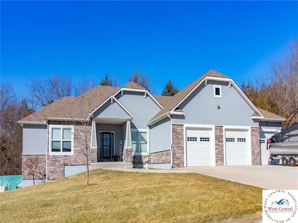 17795 Stoney Creek Ln, Warsaw, MO 65355