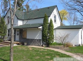 33696 Hupp St NE, Cambridge, MN 55008