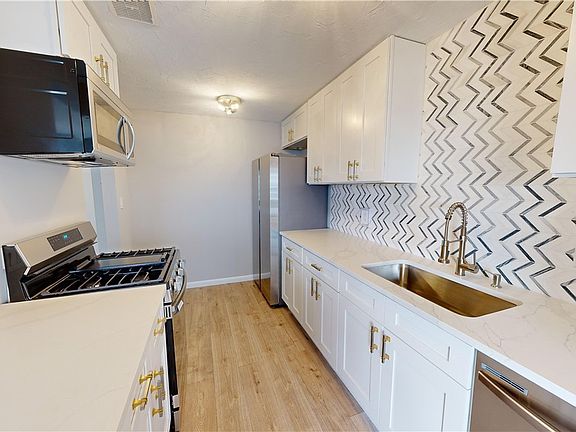 5th image of 12900 Lake Ave APT 1408