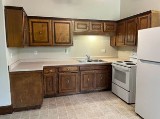 1200 20th St APT 1, Rock Island, IL 61201