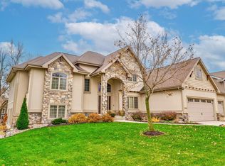 2112 Kilkenny Trl, Waunakee, WI 53597