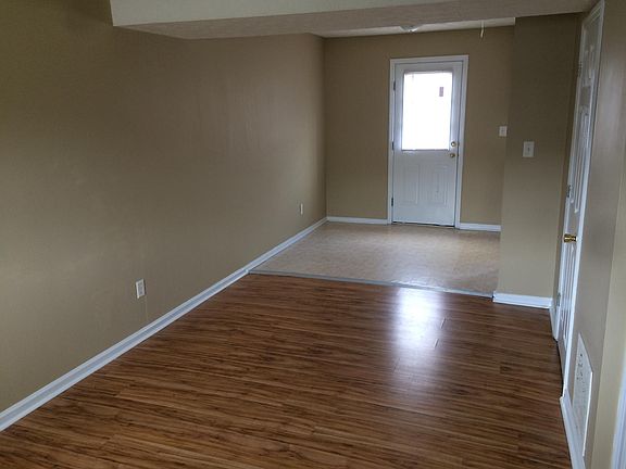 2nd image of 963 Villa Dr APT 24