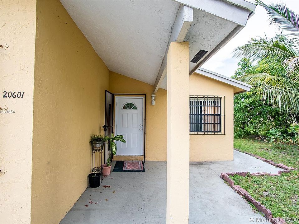 1st image of 20601 NW 37th Ct