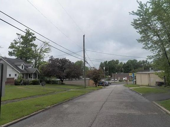 5th image of 15 Homestead Dr