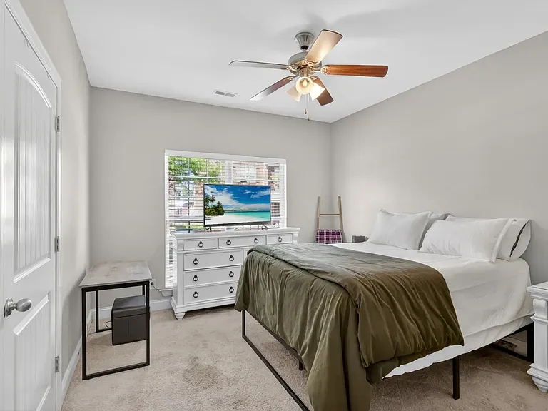 820 General Cabot Ct — Photo 8