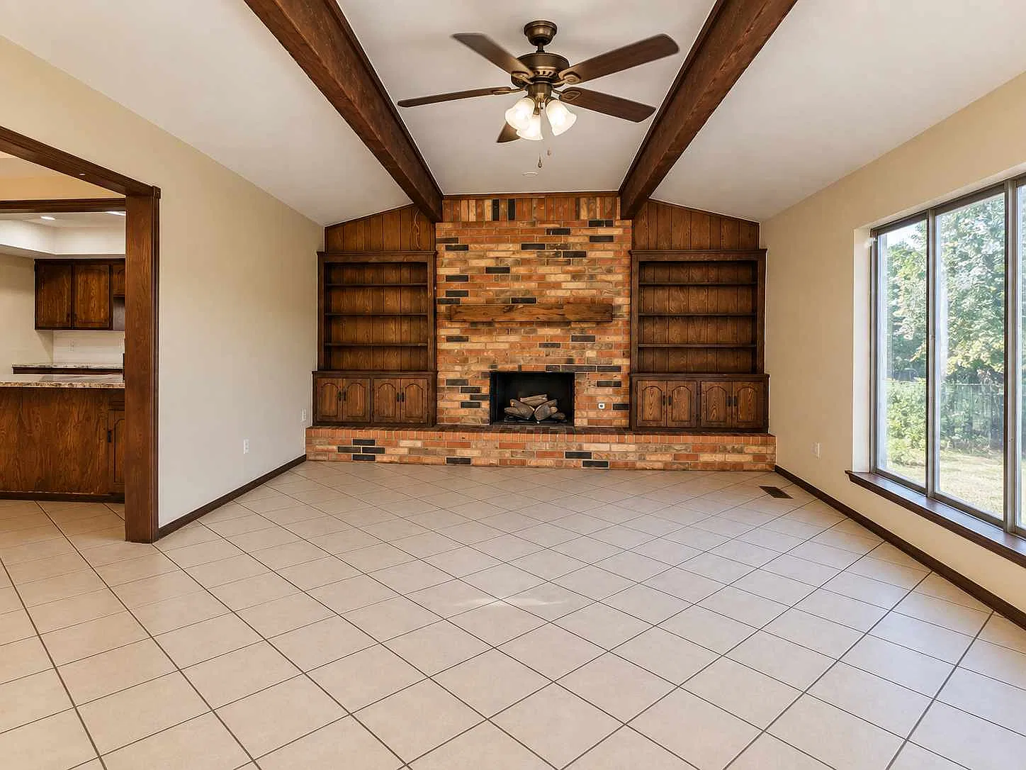 3 bed, 1533 sqft, $1,550 — Photo 2