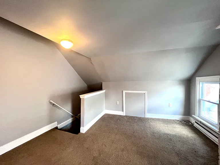 148 Beckley St — Photo 8