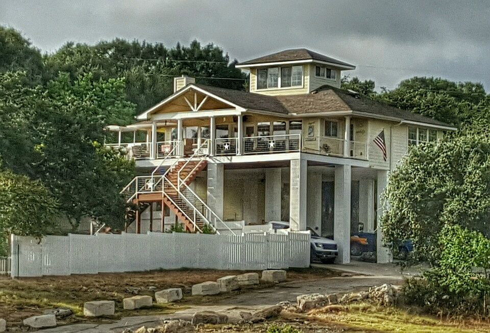 1st image of 20708 E Lakeshore Dr