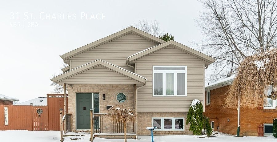 1st image of 31 Saint Charles Pl