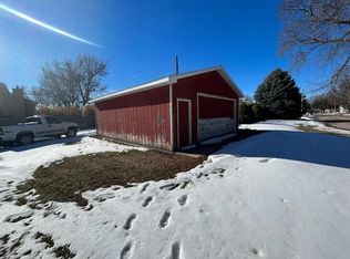 707 E 36th St, Kearney, NE 68847