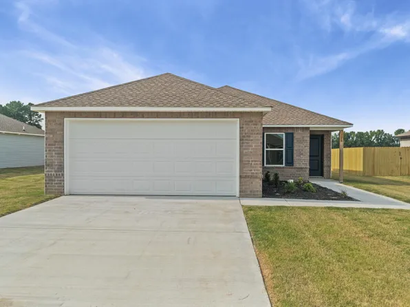 126 Powder River Dr, Beebe, AR 72012