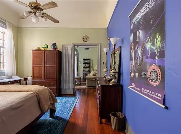 5th image of 723 Louisa St