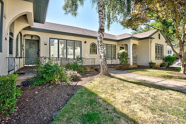 Front walk up