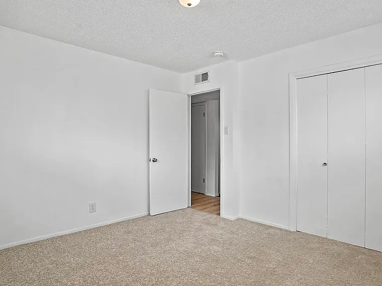 Morningside Cir — Photo 21