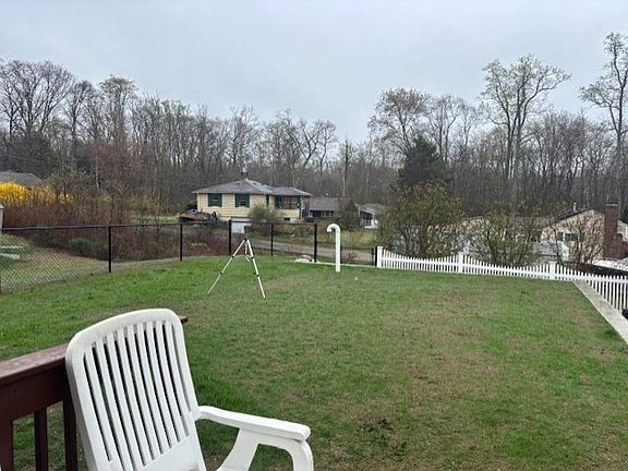 4th image of 60 Shore Rd