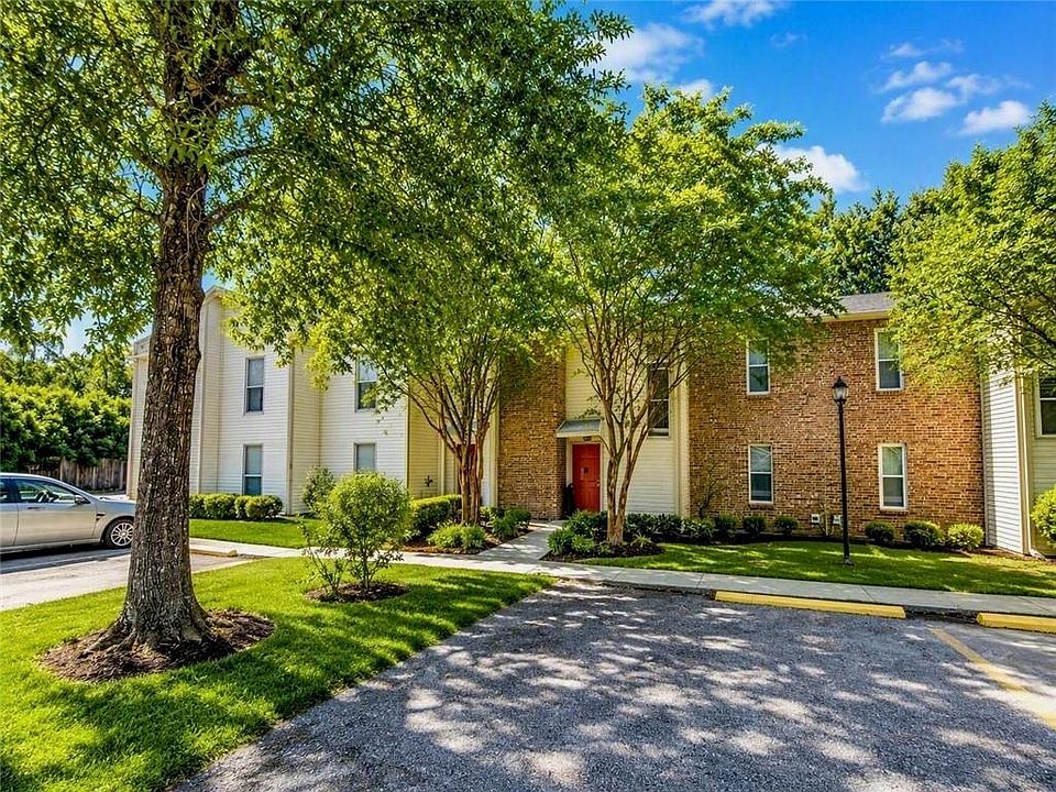 1st image of 207 Parkview Blvd Unit 207