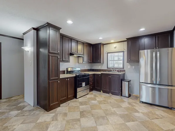 11 Red Diamond Rd, Edgewood, NM 87015