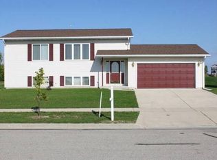 707 East St, Clinton, WI 53525
