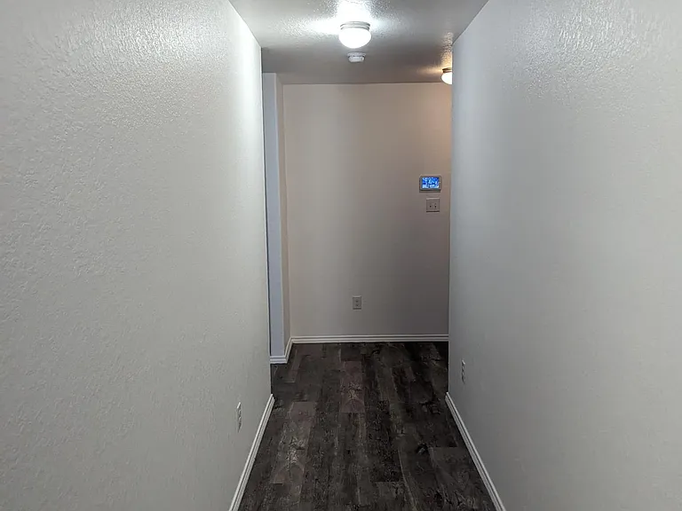 10687 Penelope Way — Photo 6