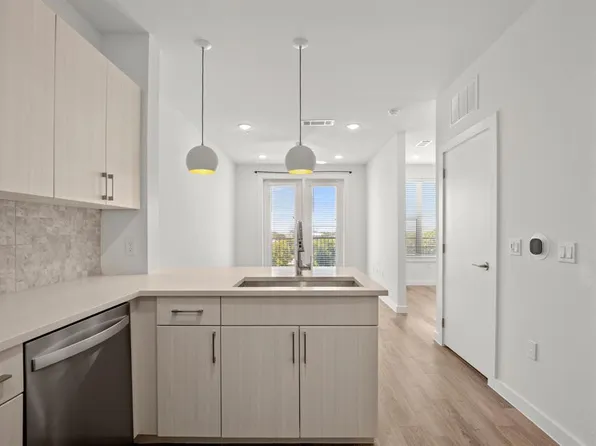 6324 N Lamar Blvd, Austin, TX