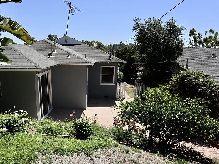 719 S Juanita Ave — Photo 21