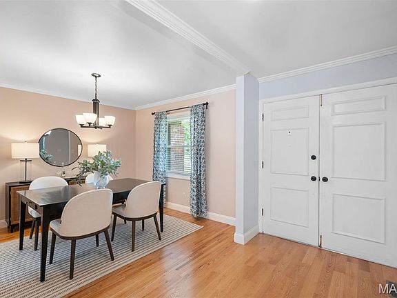 4th image of 313 Wildbrier Dr