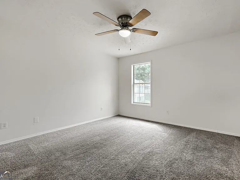 905 Augusta Dr SE — Photo 14