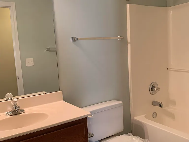 103 Liverpool Dr — Photo 8