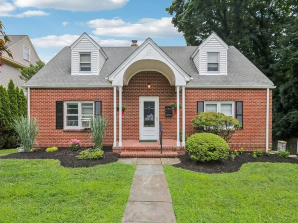 4 Aldine Park, Nyack, NY 10960