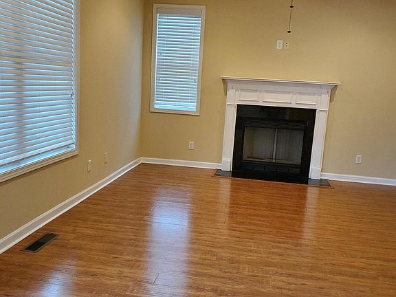 2nd image of 344 Cypress Dr