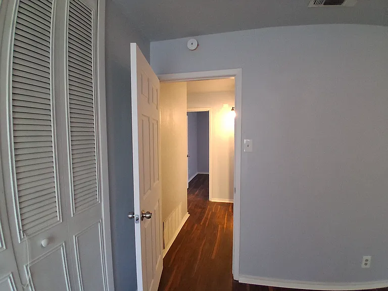 4411 Lakewood Dr — Photo 10