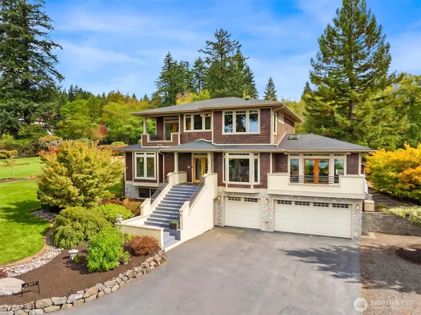 4397 Point White Drive NE, Bainbridge Island, WA 98110
