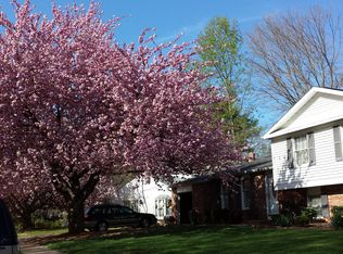 7903 Cliff Rock Ct, Springfield, VA 22153