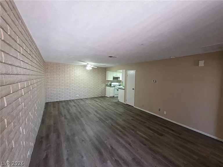 3009 Saint George St #F — Photo 37