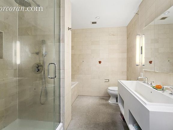 5th image of 85 Smith St #11F