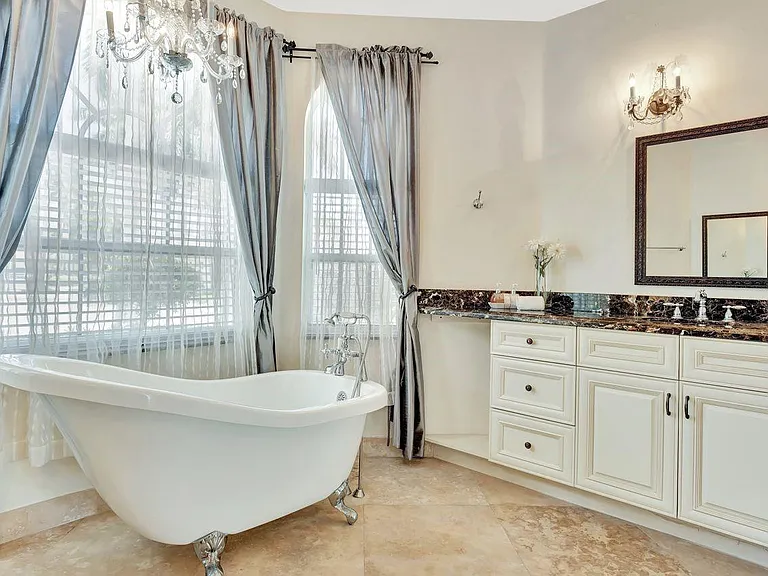 2491 Eagle Run Dr — Photo 37