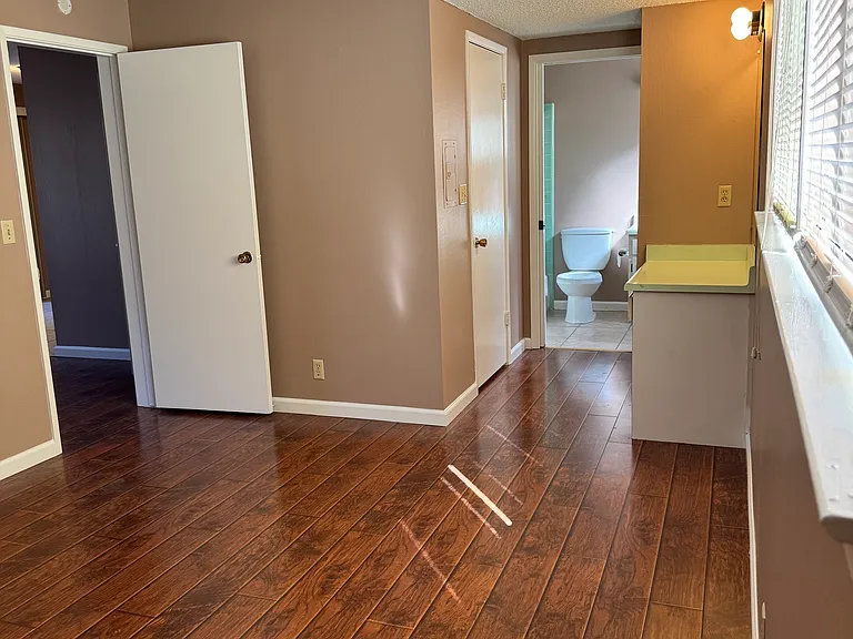 Bedroom, 1 bath