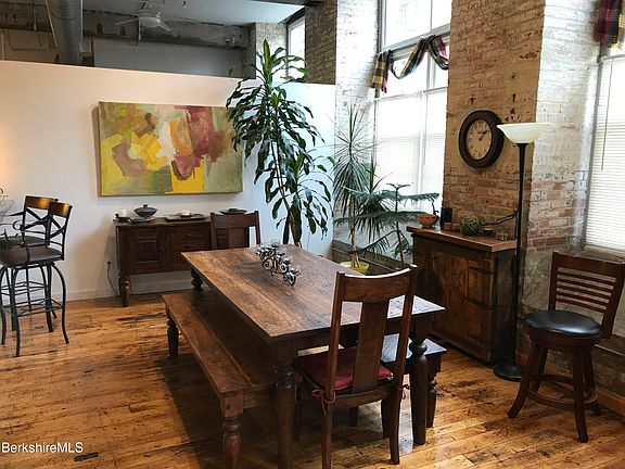 5th image of 243 Union St Suite 103